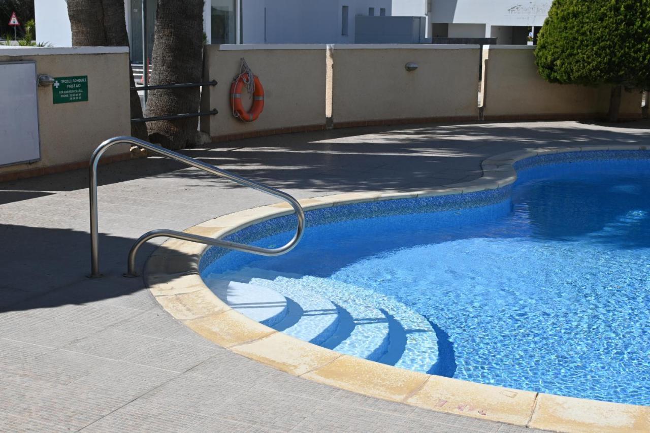 Отдыхайте С Удовольствием Paphos Luaran gambar