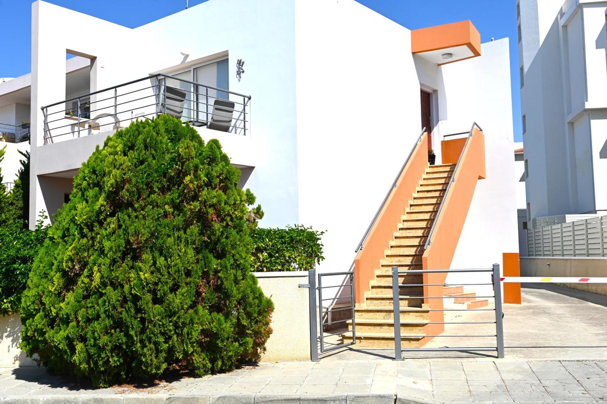 Отдыхайте С Удовольствием Paphos Luaran gambar